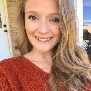 Meet your Posher, Marissa